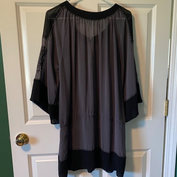 Dress or Tunic is Loose Fitting with Drawstring, size M - Picture 4 of 9